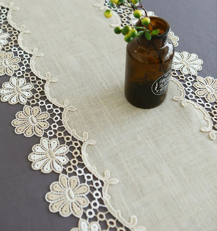table runner Idyllic linen lace wedding table runners track on the table
