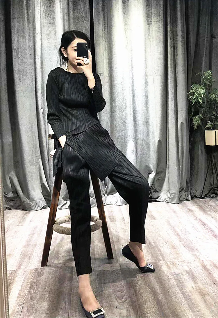 Женский костюм размера плюс Miyake со складками, модные Асимметричные Длинные Топы, футболка с эластичной резинкой на талии, брюки длиной до щиколотки, Женский комплект из двух предметов