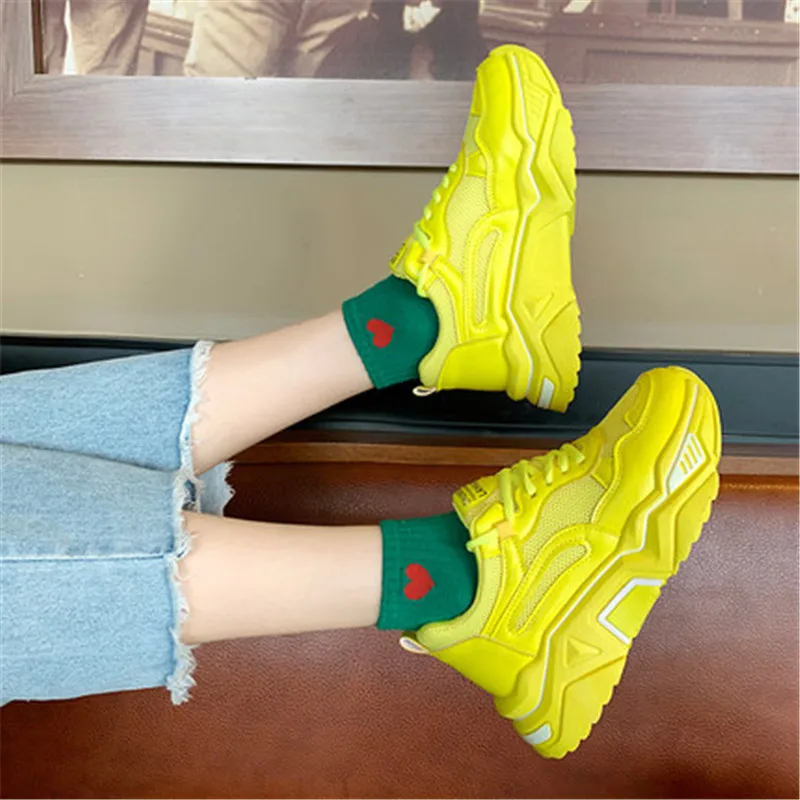 Новые модные массивные Кроссовки Женская обувь кроссовки на платформе и высоком каблуке повседневные Зеленые Белые желтые кроссовки