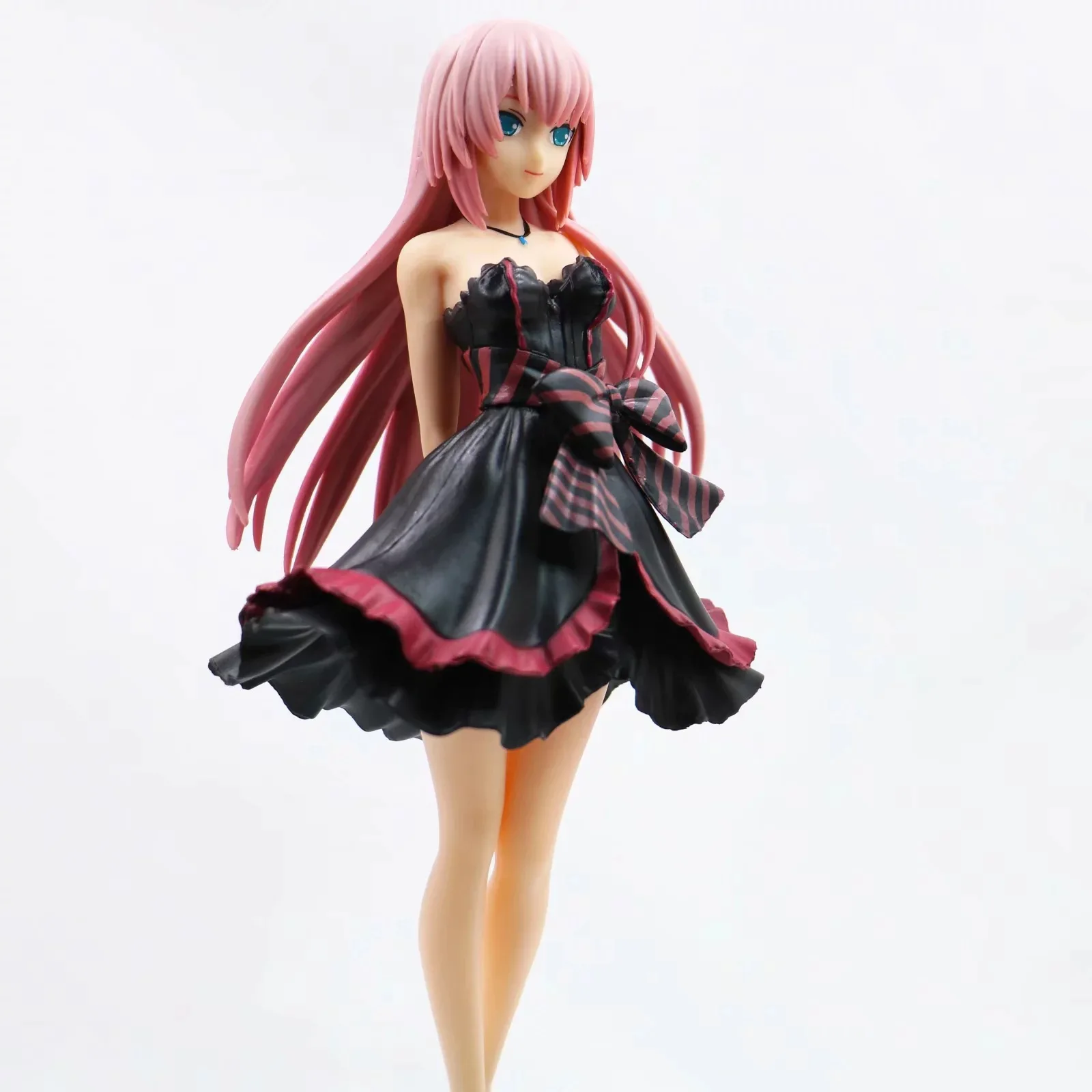 

Special Offer Product Hatsune Project Light Tone GIRL'S Megurine Luka Flow Song Patrol Tone Hatsune Boxed Garage Kit