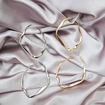 

SRCOI Rhombus Distortion Metal Gold Silver Color Hoop Earring Fashion Simple 2020 New Trendy Alloy Round Earring For Women Party