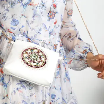 

New Fashion Cosmetic Bags Delicate Texture DIY Special Shaped Diamond Painting Leather Shoulder Crossbody Bag Chain Clutch
