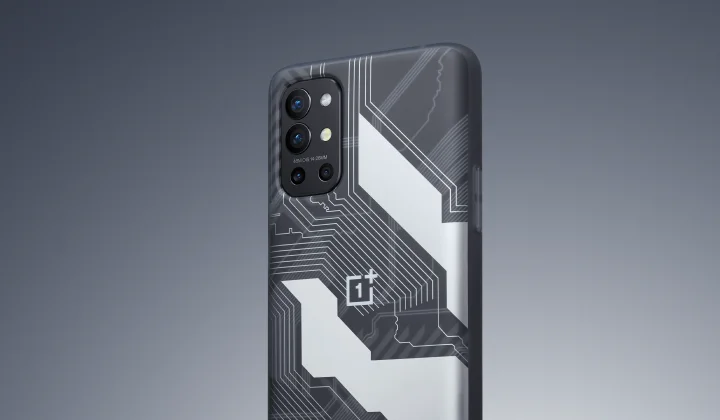 OnePlus 9R Quantum Bumper Case Circuit Board description image