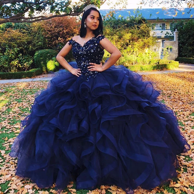 

Luxury Ball Gown Quinceanera Dresses 2020 Off the Shoulder Crystal Beaded Ruffled Floor Length Sleeveless Formal Gowns