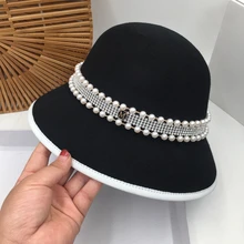 Модных блоггеров с черным женские шерстяные ботинки в рыбацком стиле яркое элегантное жемчужное ожерелье с показать умывальника в стиле «Джокер» Панамы