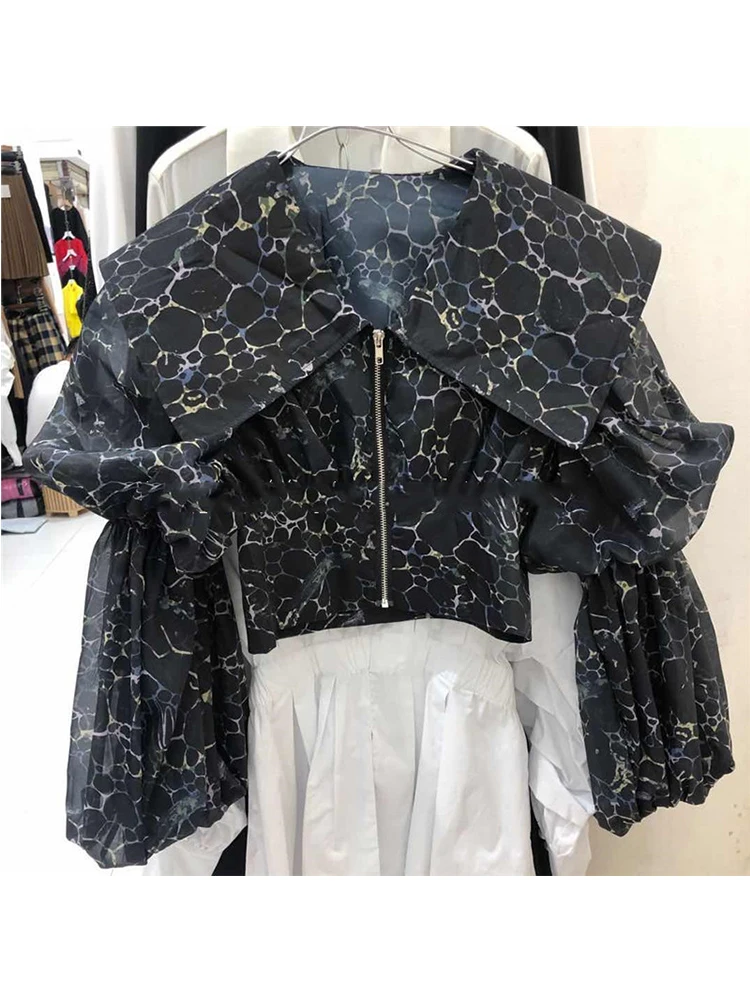 Large lapel retro geometric pattern waist short