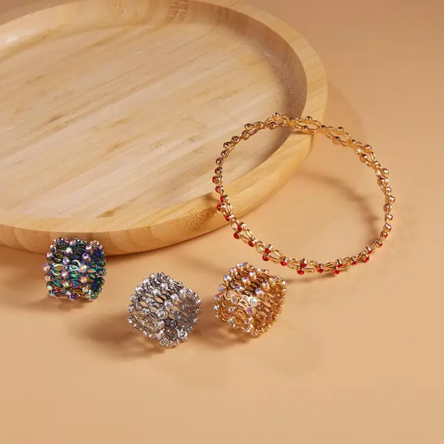 2 In 1 Magic Retractable Ring Bracelet Creative Stretchable Twist Folding Ring Crystal Rhinestone Bracelets Women Jewelry Gift 2