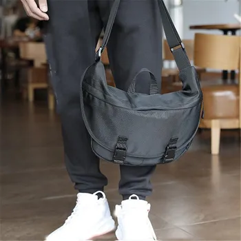 

Multi-function Travel Bag Male Shoulder Bag Ultra Light Nylon Oxford Fashion Crescent Package Simple Bag Messenger Bags Men Flap