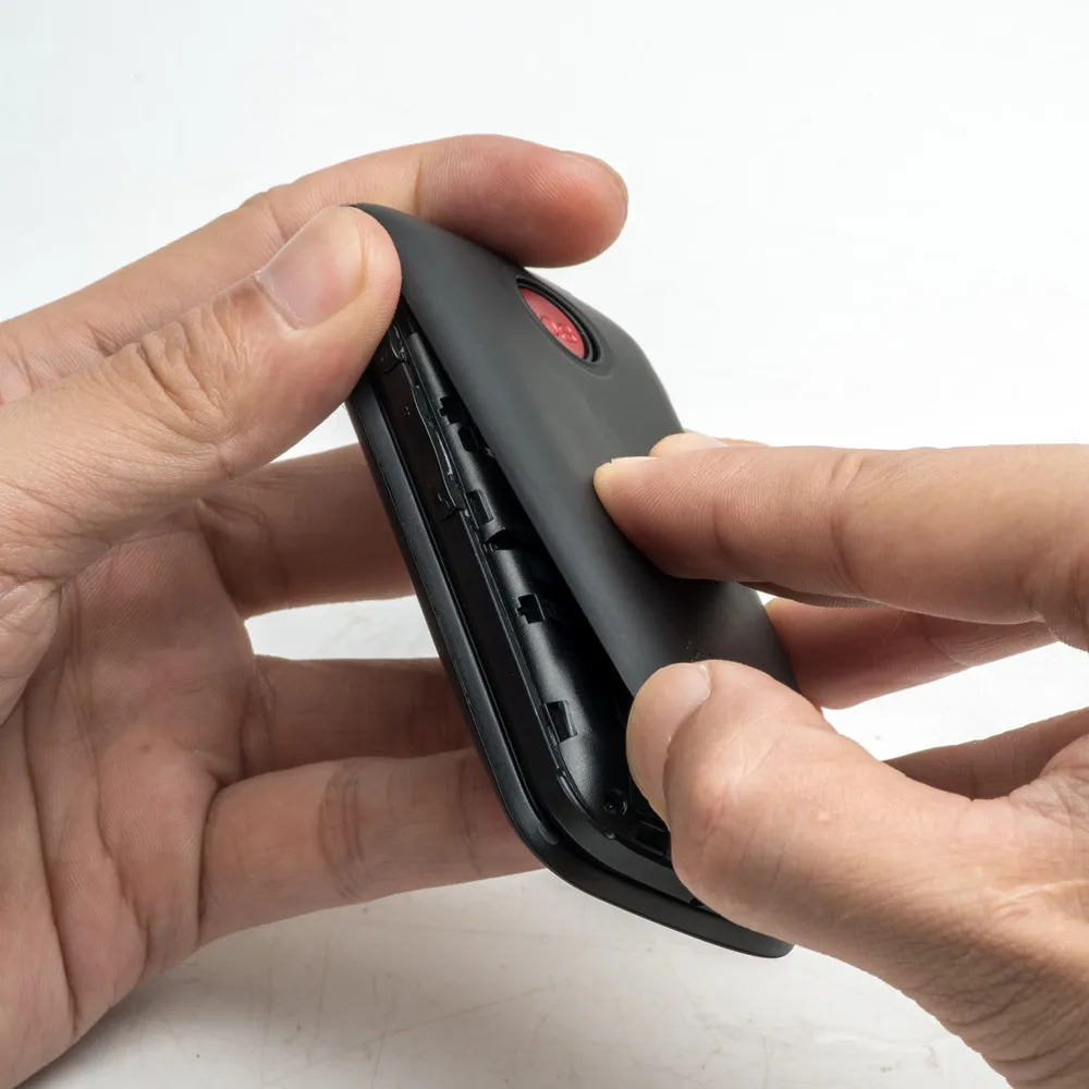 YINGTAI T22 2G GPRS MMS Большой кнопочный телефон две SIM карты двойной экран кнопка SOS