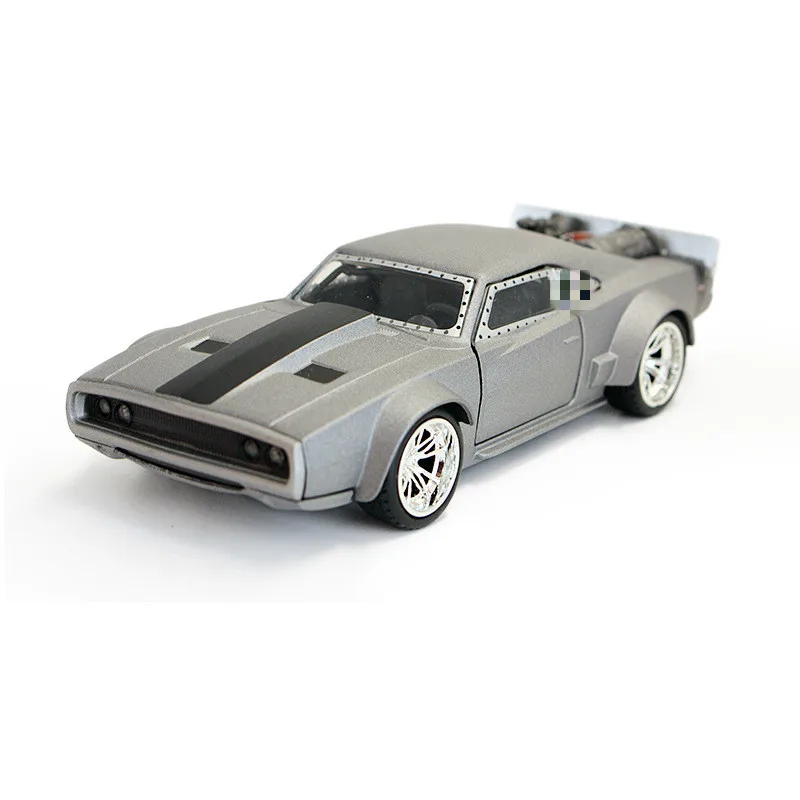 Лидер продаж модель спортивного мини автомобиля 1:32 из сплава открывает дверь