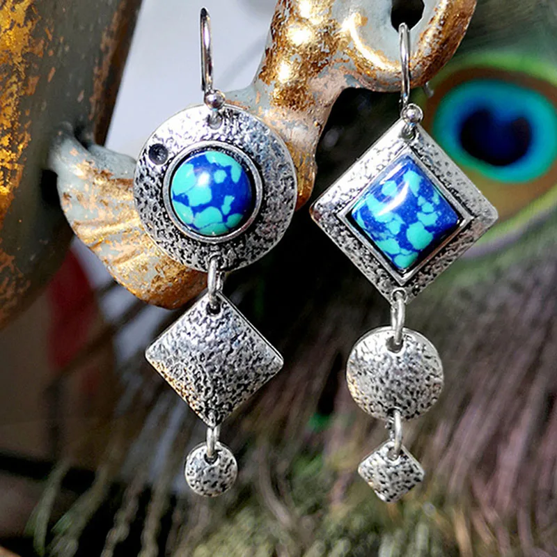 

Vintage Asymmetrical Geometric Round Tribal Earrings 2019 New Boho Silver Turquoises Features Texture Stone Earrings Gift Z4D330