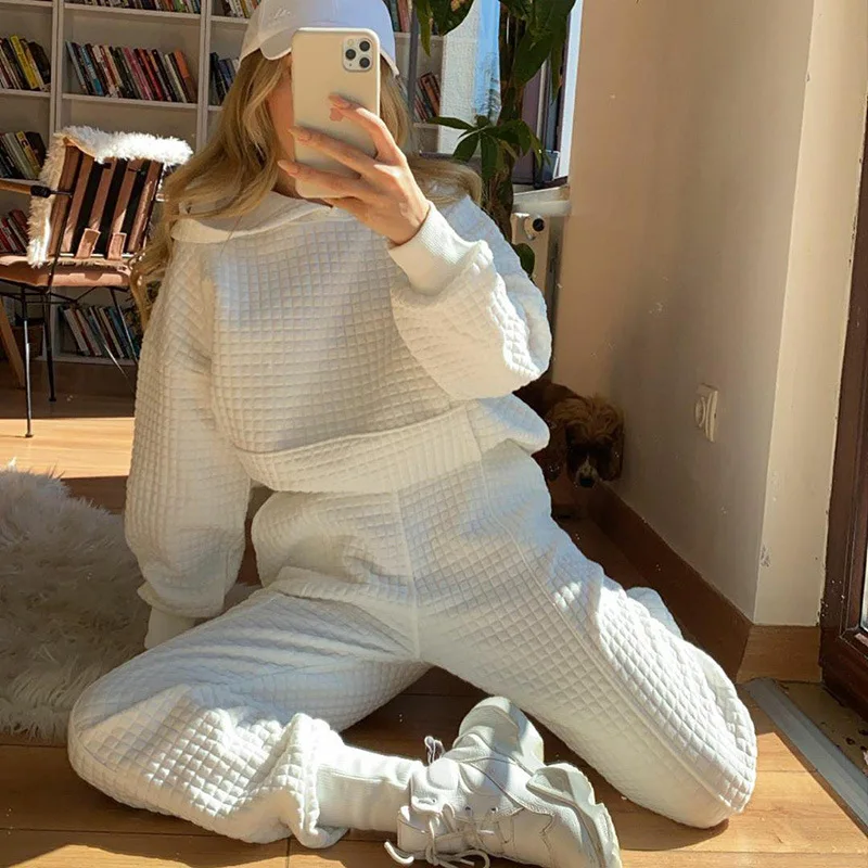 

Paris Girl Autumn Winter Two Piece Set Hooded Women Solid Sweatshirt and Pants Trousers Loose Sports Suit Female Clothing Sets
