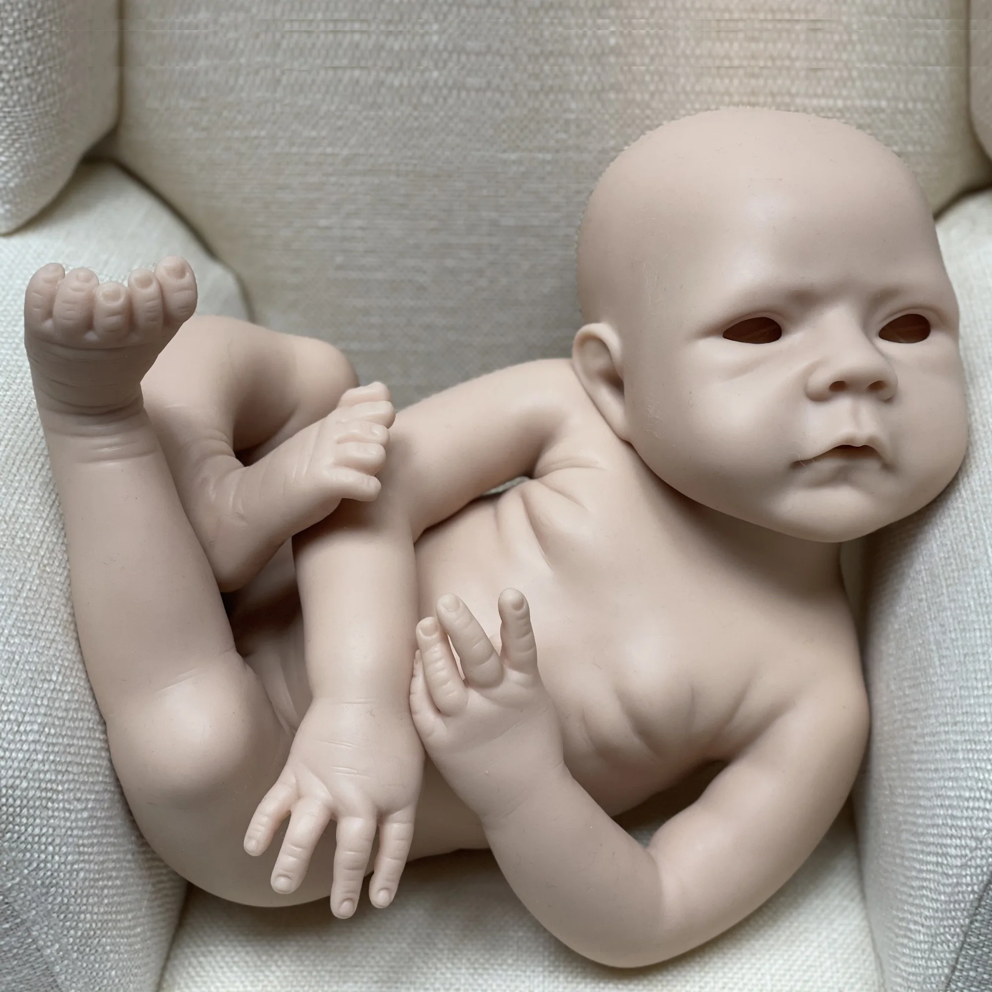 Рисунок 2 - Полностью Мягкая силиконовая кукла-младенец