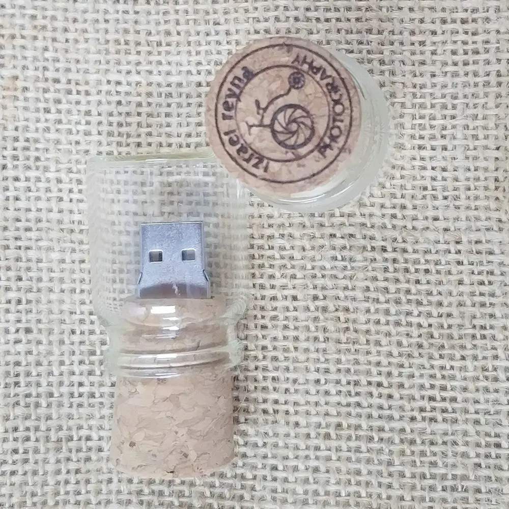 (10 шт. бесплатный логотип на заказ) стеклянная бутылка USB + коробка флэш накопитель