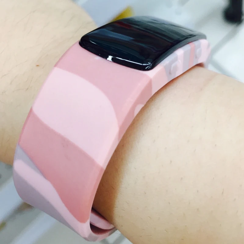 Новые розовые камуфляжные часы Reloj Inteligente Mujer водонепроницаемые спортивные Смарт