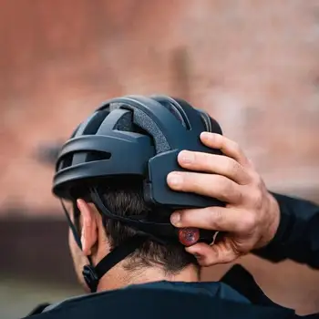 

Bicycle Helmet Riding Equipment Helmet Multi-Color Men'S Riding Helmet Integrated-Mold Lightweight Breathable Men Mountain Bike