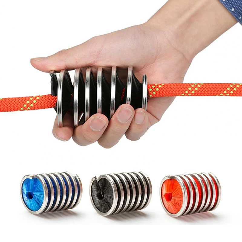 

Climbing Rope Cleaning Brush Stainless Steel Shell Rock Hiking Caving Ropes Wash Brushes Outdoor Camping Tent Rope Clean Tool