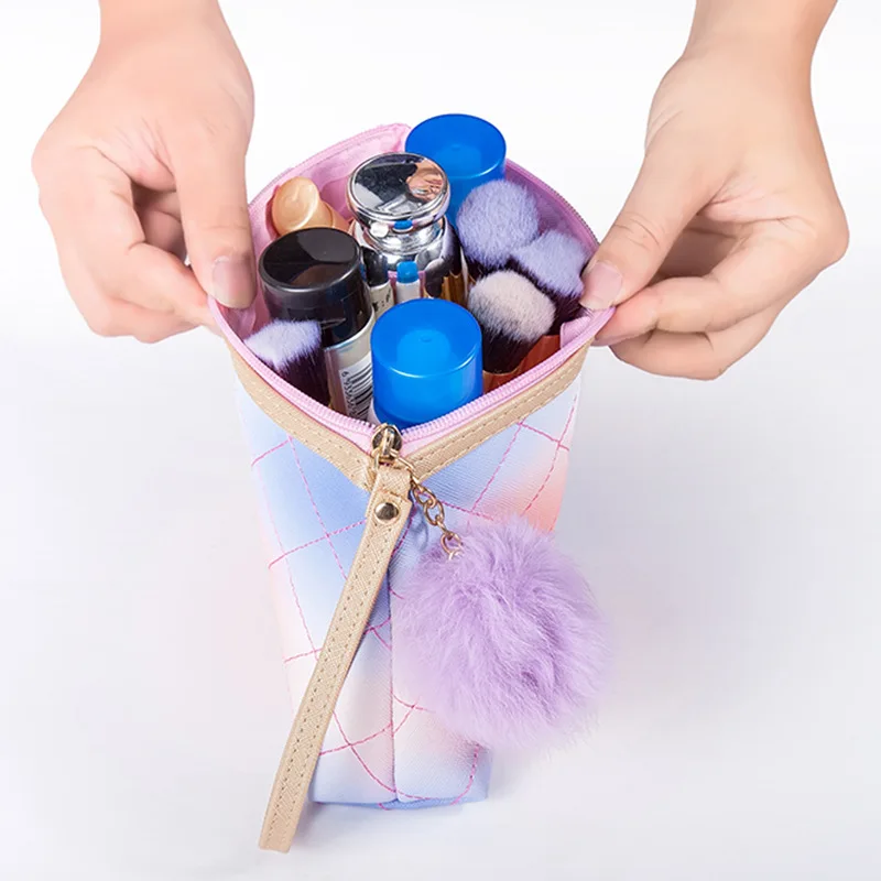 11670420093_1222669483