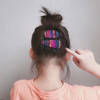 

1 Pair Girls Children Striped Vintage Knitted Hairpins Cute Lovely Colorful Barrettes BB Hair Clips Hair Accessories Headwear