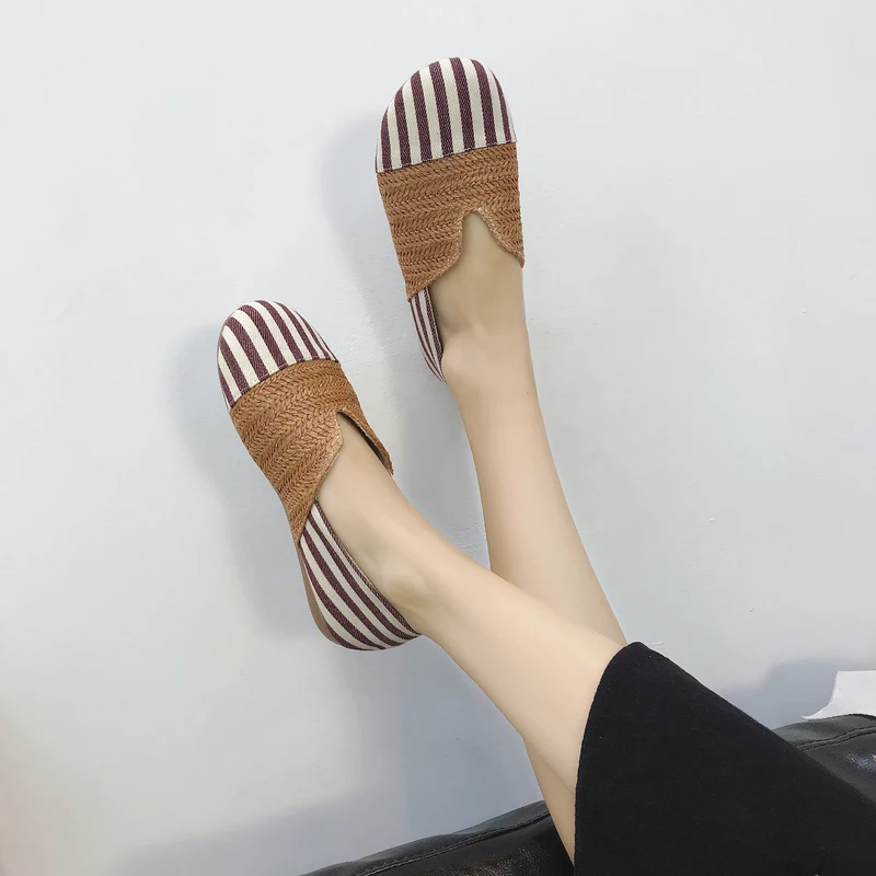 

Plus size Leather Flat Shoes Woman Leather Loafers Flexible Spring Casual shoes woman Flats zapatos mujer Tenis Feminino W33-42