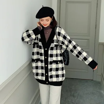 

Quality Christmas Winter Women Luxury Vintage Plaid V-neck Single Breasted Loose Sweater Long Knit Cardigan Outwear Clothes