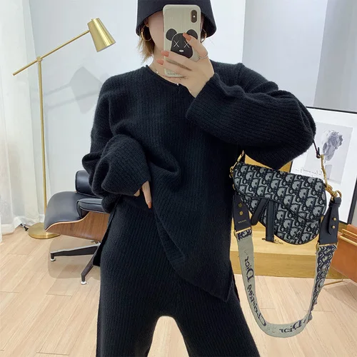 3 Women's new fashion suit solid color V-neck sweater with high waist knit wide leg pants two piece set top and pants - Цвет: 3