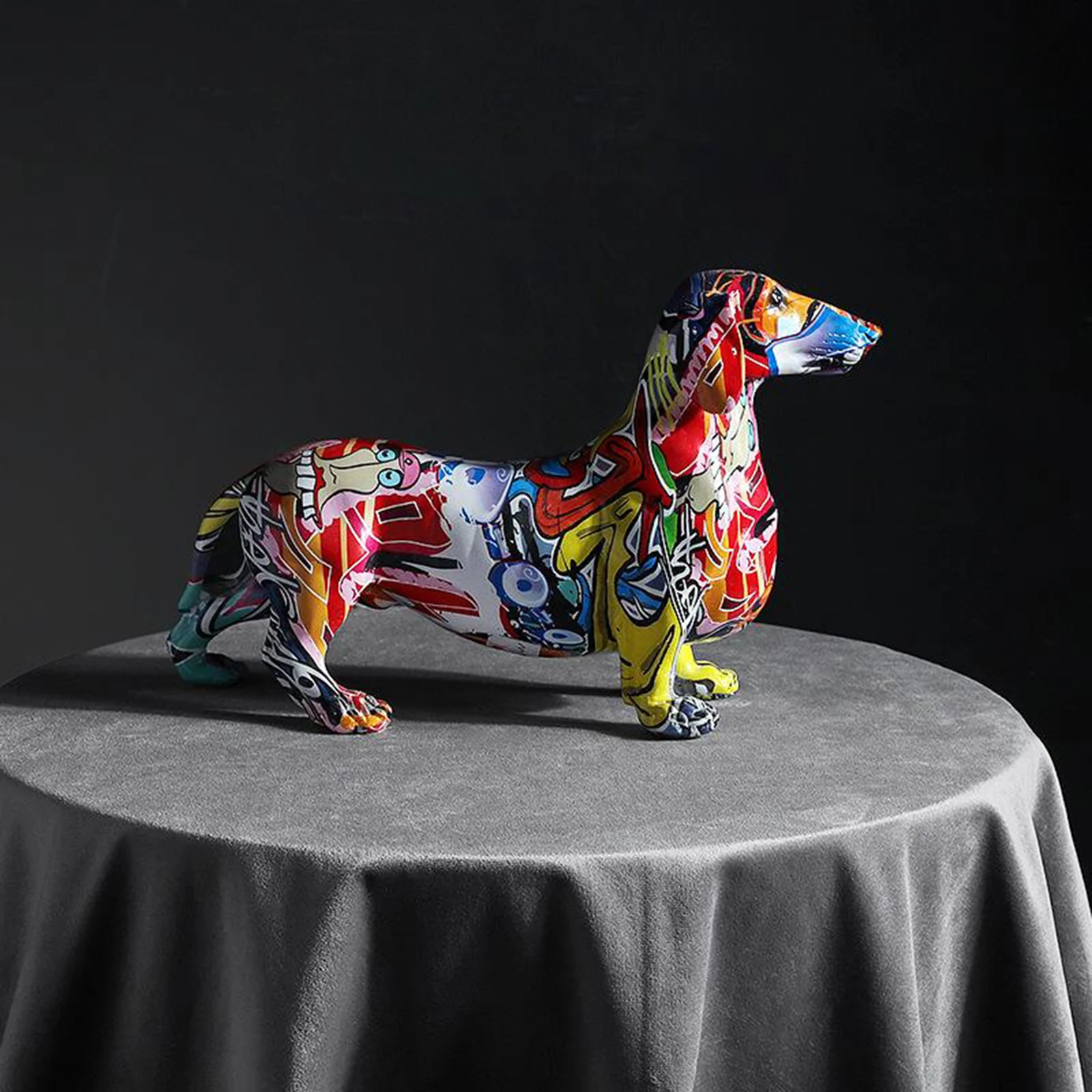 モダングラフィティペイントカラフルなダックスフント犬の置物動物像