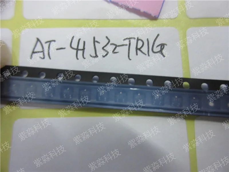 AT-41532-TR1G RF биполярные транзисторы Si чип