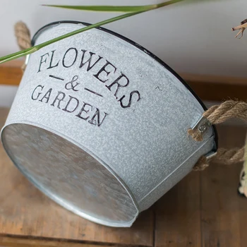 

1* Tin Fower Pot Retro Distressed Iron Flower Bucket With Hemp Rope Handle Flower Pot