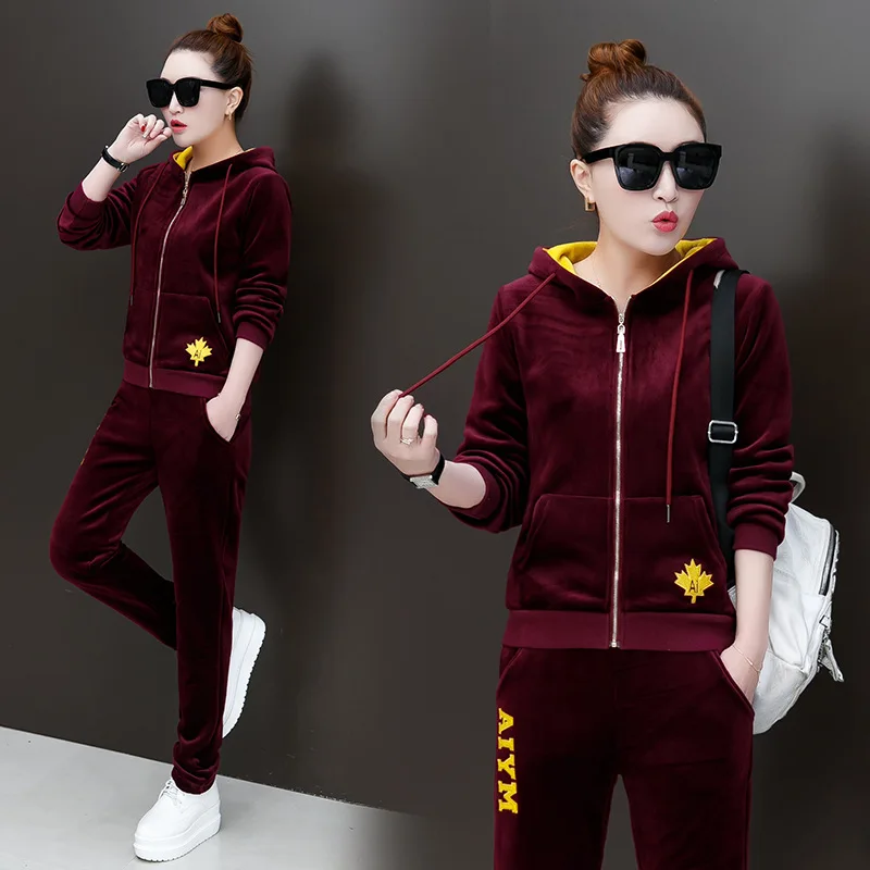 

2018 Autumn And Winter Warm Fashion Gold Velvet Casual Brushed And Thick Embroidered Cardigan Hoodie Athletic Pants WOMEN'S Suit