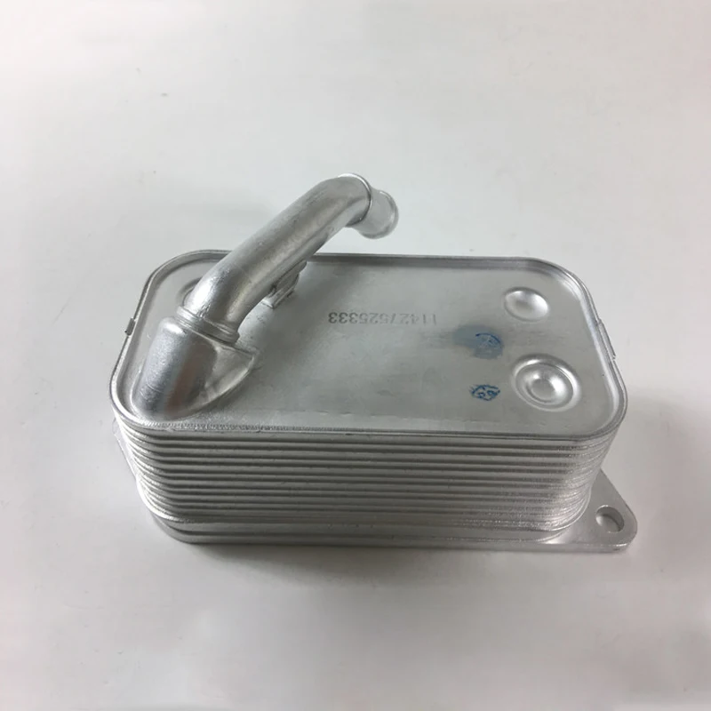 

Масляный радиатор двигателя для BMW:E90,F10,E61,E92,E60,E91,F11,E84,E93,E89,F25,F32,F34,F36