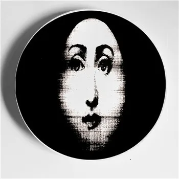 Fornasetti тарелки керамические украшения фарфоровое блюдо декоративные настенные подвесные тарелки украшения гостиной Декор стола в комнате ручной работы - Цвет: 28