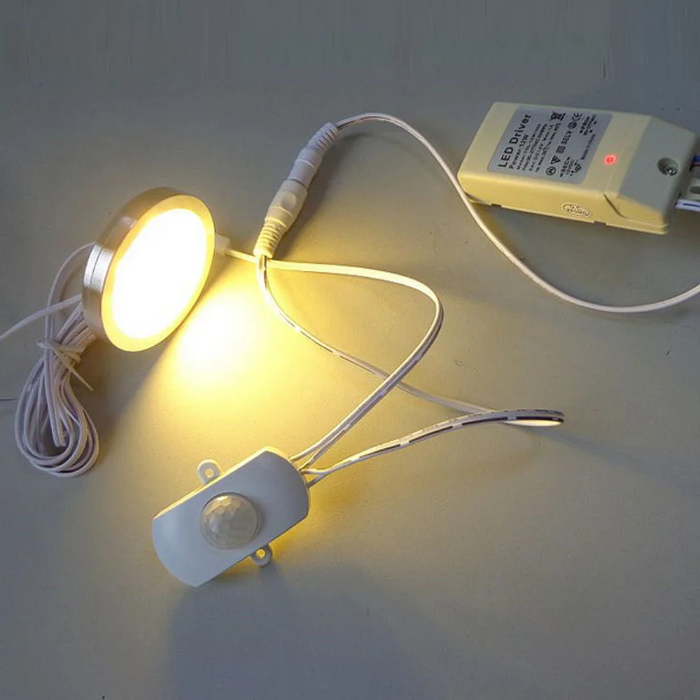 

Adjustable automatic PIR infrared motion sensor detector 120 degree mini outdoor LED light bar switch lighting DC 5-24V 5A