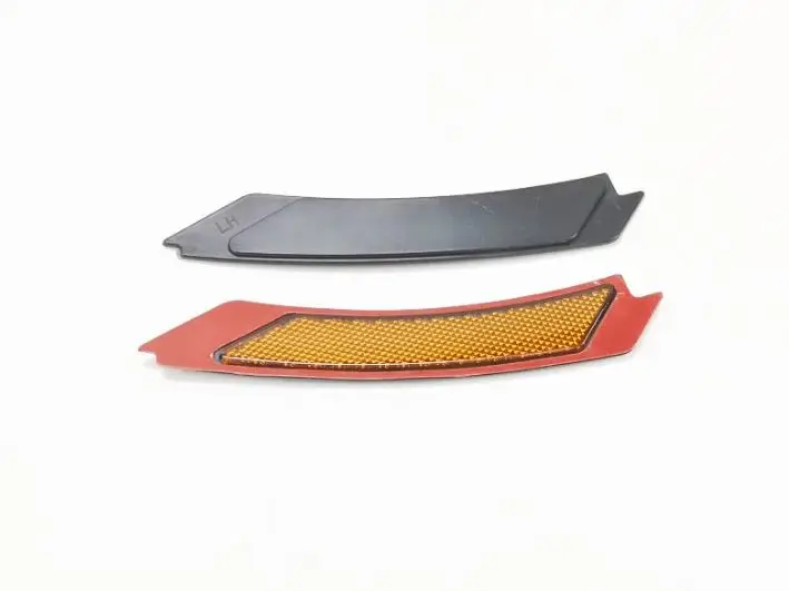 

2PCS Amber Front Bumper Side Marker Reflector For BMW E90 / E91 LCI 4 Door Sedan (DO NOT FIT M3 or M SPORT or 2DR COUPE MODEL)