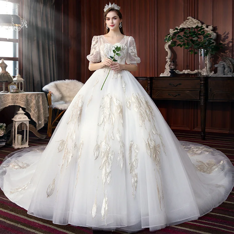 Nieuwe Crystal White Korte Mouwen Kant Bodem Vintage Bruiloft Kleding Voor Bruiden Casual Jurk Nieuwe Crystal White Korte Mouwen Kant Bodem Vintage Bruiloft Kleding Voor Bruiden Casual Jurk
