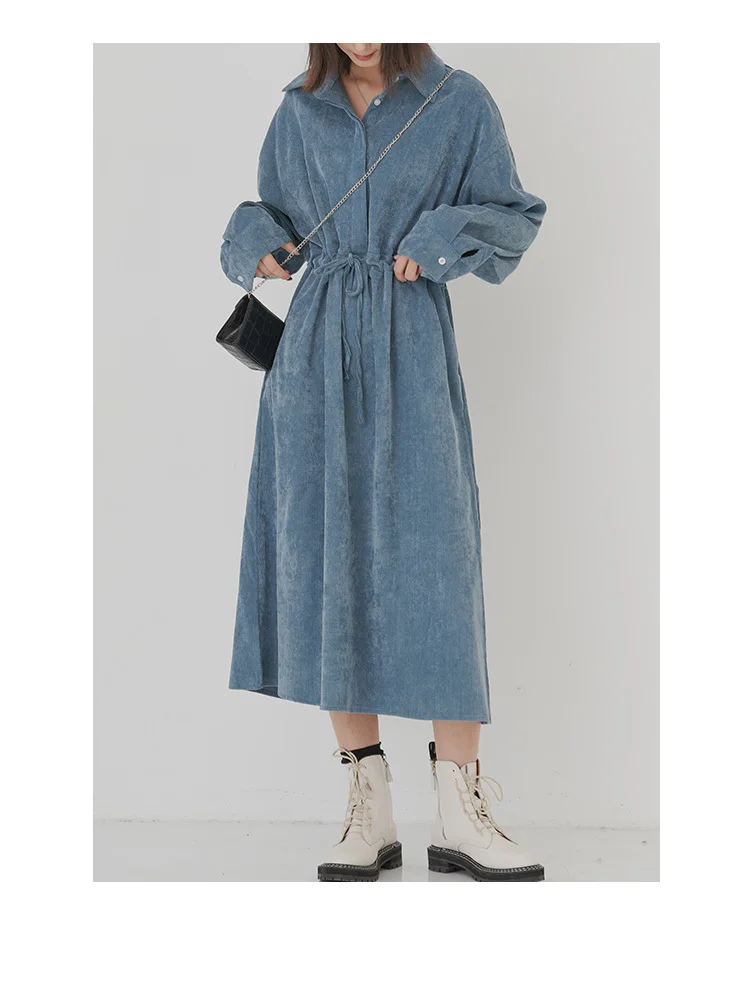 [EAM] женское синее короткое вельветовое темпераментное длинное платье, новинка, с отворотами, с длинным рукавом, свободный крой, мода, весна-осень, 1M571