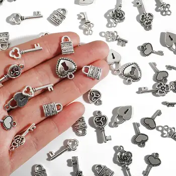 

20-30pcs Vintage Silver Color Hollow Small Heart Key Lock Charms Pendants For Jewelry Making Diy Earring Necklace Bracelet