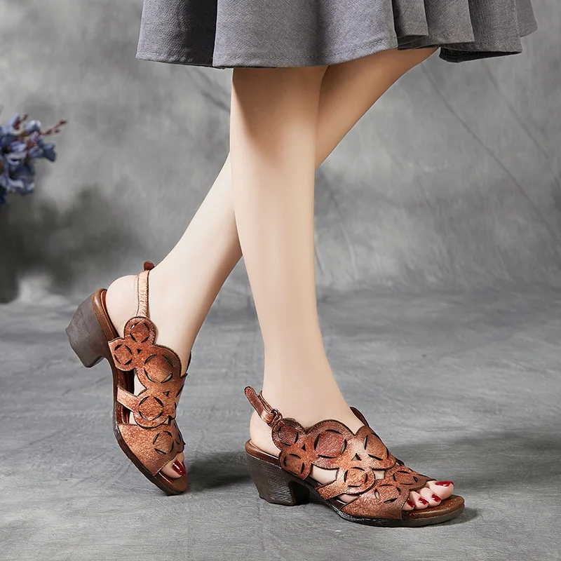 

2019 New Style Genuine Leather Fashion WOMEN'S Sandals Retro Hollow out round Open Toe Semi-high Heeled Mom WOMEN'S Shoes