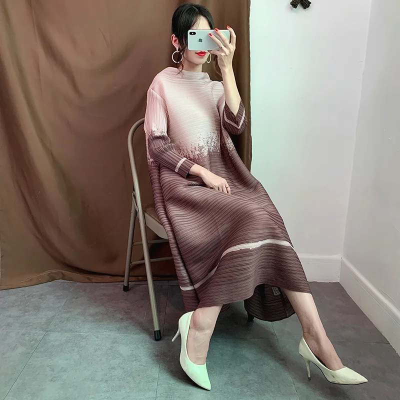 Plus Size Dress Women Autumn New Color Patchwork Elastic Miyake Pleated Stand Collar Loose Casual Dress For Women 45-70kg