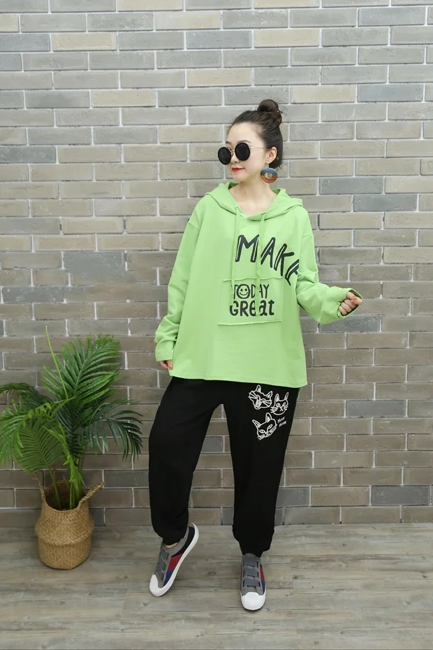 Vefadisa Plus Size Letter Print Women T-shirt 2020 Autumn Hooded Long Sleeve T-shirt Casual Pullover Women T-shirt QYF3716