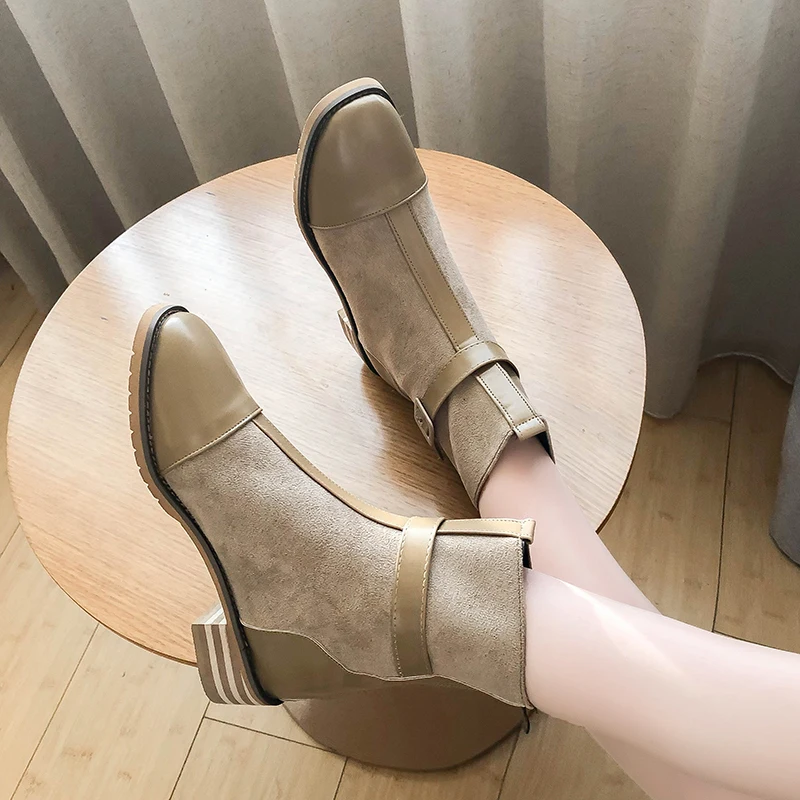 Rock Shoes Woman Luxury Designer Clogs Platform Back Zip Zipper Women Boots Winter Flat Heel Booties Ladies Round Toe Martins