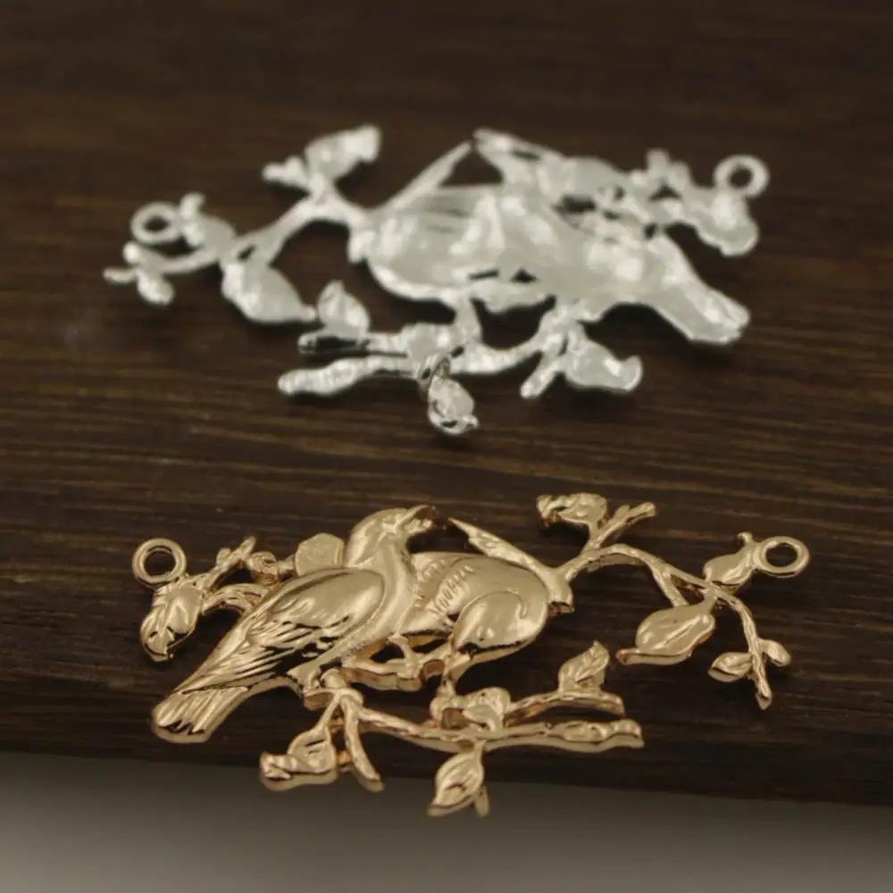 

20pcs Bird on Leaf Branch Connectors Pendant Charms Quality Brass Metal Gold Color DIY Bride Wedding Hair Jewelry Accessories