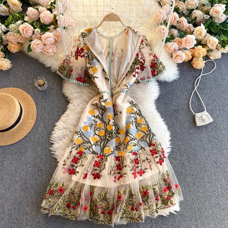  Retro Mesh Embroidery Ruffles Dress 