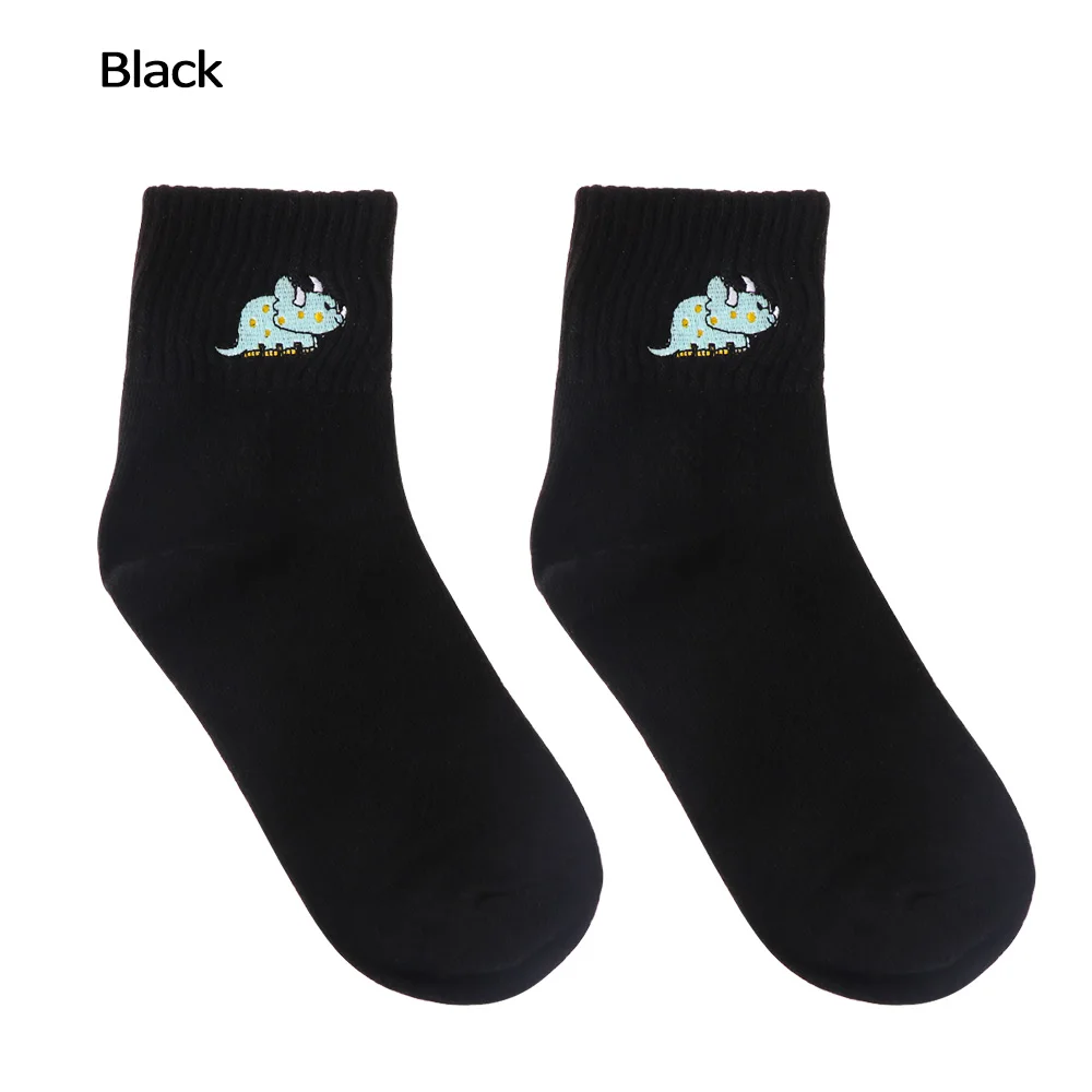 Женские красивые хлопковые носки в стиле Харадзюку с вышивкой динозавра, забавные Женские носочки, мужские корейские японские носки CuteKawaii - Цвет: Black
