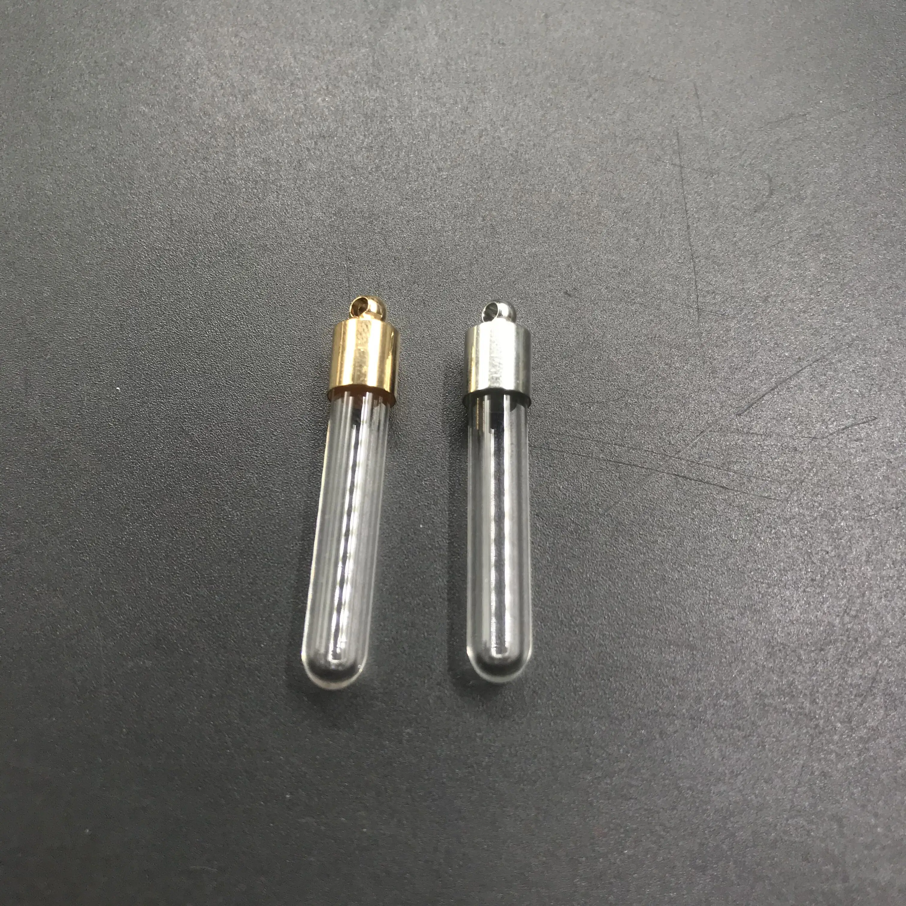 30pcs gold/silver glue cap tube glass Vial Pendant locket charms mini wishing glass bottles jars name on rice art jewelry gifts glass bottles mini glass bottles