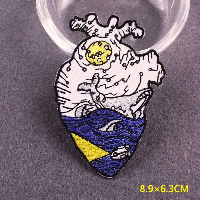 Van Gogh Heart Embroidery Patch Applique DIY Anatomical Heart Iron on  Patches for Clothing Sticker Wave Patches on Clothes Badge - AliExpress