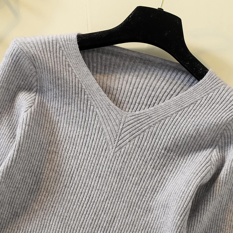 Heliar Female V-Neck Solid Plain Fall Sweater Women Casual Knitting Sweater Women Casual Thin Pullovers Autumn Sweater