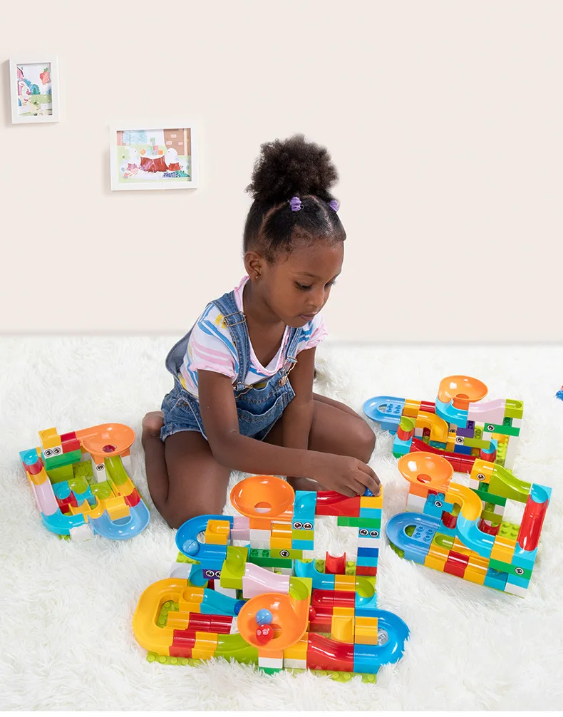 

[] Large Particles Assembled Building Blocks Car Assembly Set Collocation Highway Bottom Plate City Construction