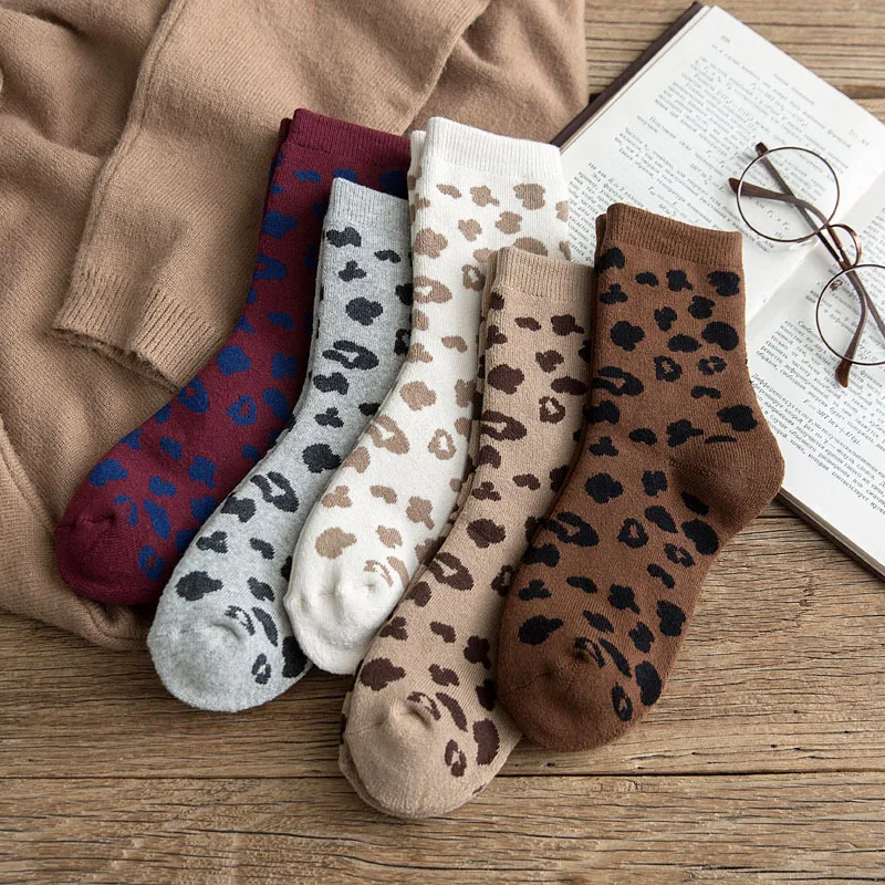 

Woman Solid Leopard Cotton Socks Fuzzy Inside Socks Plush Inside Socks Girls Leopard Warm Thick Winter Ankle Socks 5 Pairs/lot