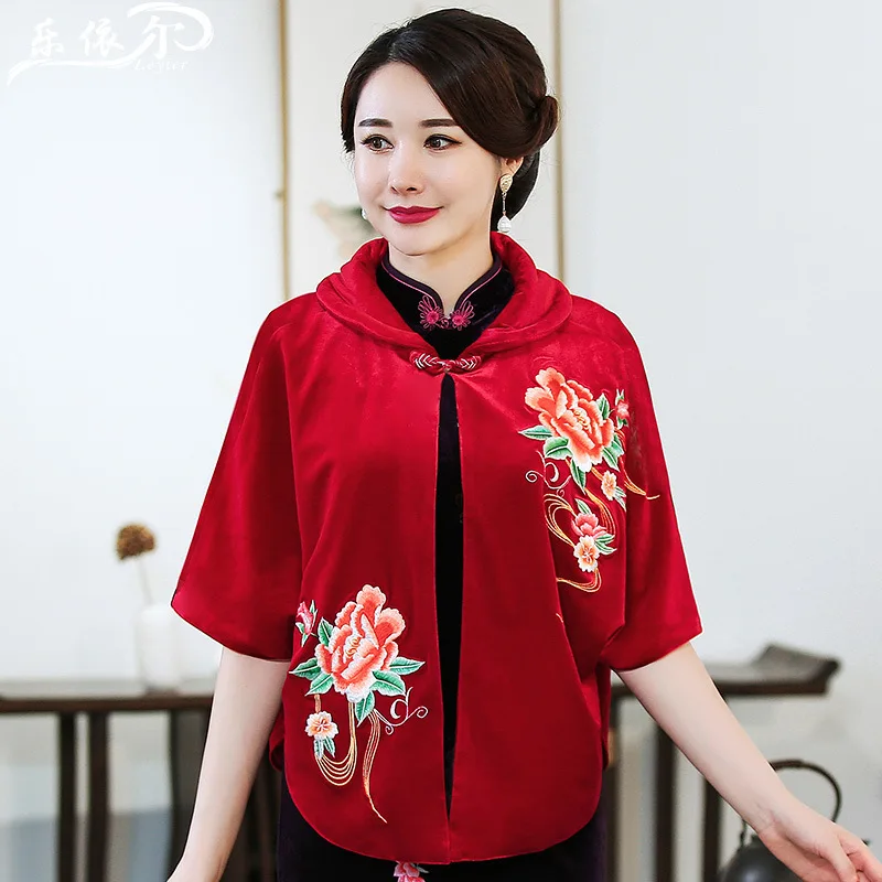 

Autumn And Winter New Style Improved Gold Velvet Cheongsam Shawl Coat Chinese Style Retro Middle-aged Women Dress Wedding Banque